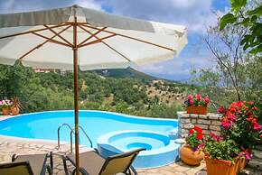 Bougainvillea Large Private Pool Walk to Beach Sea Views A C Wifi Car 