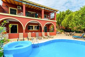 Bougainvillea Large Private Pool Walk to Beach Sea Views A C Wifi Car 