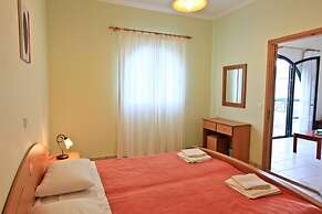 Alexander Large Private Pool Walk to Beach Sea Views A C - 264