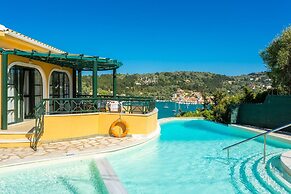 Thanasis Large Private Pool Walk to Beach Sea Views A C - 265