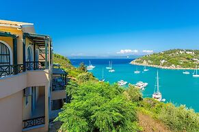 Thanasis Large Private Pool Walk to Beach Sea Views A C - 265