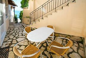 Fotini Walk to Beach Sea Views A C Wifi Car Not Required - 292