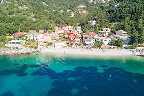 Georgia Walk to Beach Sea Views A C Wifi Car Not Required - 293