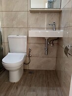 Georgia Walk to Beach Sea Views A C Wifi Car Not Required - 293