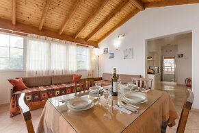 Georgia Walk to Beach Sea Views A C Wifi Car Not Required - 293