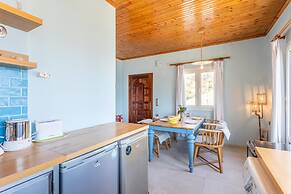 Limani Walk to Beach Sea Views A C Car Not Required - 303