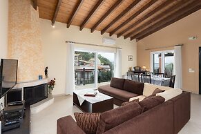 Villa Konstantinos Large Private Pool Walk to Beach Sea Views A C Wifi