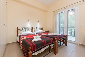 Villa Konstantinos Large Private Pool Walk to Beach Sea Views A C Wifi