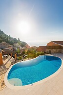 Villa Konstantinos Large Private Pool Walk to Beach Sea Views A C Wifi