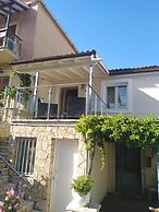 Porto Walk to Beach Sea Views A C Wifi Car Not Required - 385