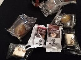 Porto Walk to Beach Sea Views A C Wifi Car Not Required - 385