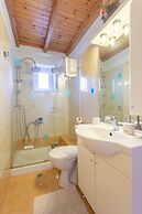 Porto Walk to Beach Sea Views A C Wifi Car Not Required - 385