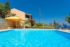 Dolphin Villa 3 Swimming Pool Walk to Beach Sea Views A C Wifi - 558
