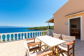 Dolphin Villa 3 Swimming Pool Walk to Beach Sea Views A C Wifi - 558