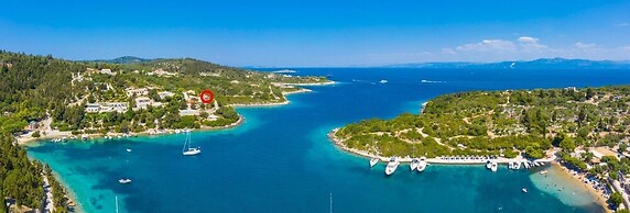 Dolphin Villa 3 Swimming Pool Walk to Beach Sea Views A C Wifi - 558