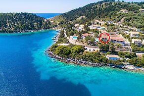 Dolphin Villa 1 Swimming Pool Walk to Beach Sea Views A C Wifi - 580