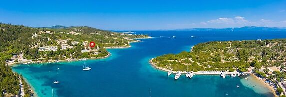 Dolphin Villa 2 Swimming Pool Walk to Beach Sea Views A C Wifi - 581