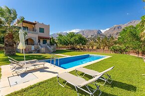 Spiros Beach Villa Large Private Pool Walk to Beach Sea Views A C Wifi