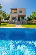 Spiros Beach Villa Large Private Pool Walk to Beach Sea Views A C Wifi