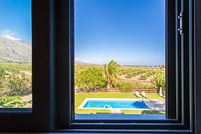 Spiros Beach Villa Large Private Pool Walk to Beach Sea Views A C Wifi