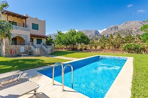 Spiros Beach Villa Large Private Pool Walk to Beach Sea Views A C Wifi