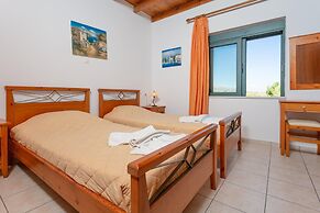 Spiros Beach Villa Large Private Pool Walk to Beach Sea Views A C Wifi