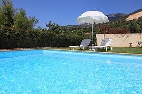 Villa Nora Large Private Pool Walk to Beach Sea Views A C Wifi Car Not