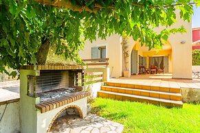 Villa Katerina Large Private Pool Walk to Beach Sea Views A C Wifi Car