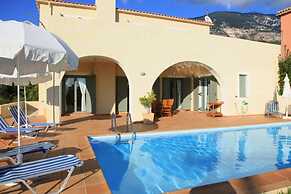 Villa Katerina Large Private Pool Walk to Beach Sea Views A C Wifi Car