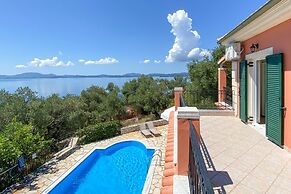 Villa Youla Large Private Pool Walk to Beach Sea Views A C Wifi Car No