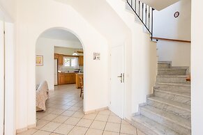 Villa Youla Large Private Pool Walk to Beach Sea Views A C Wifi Car No