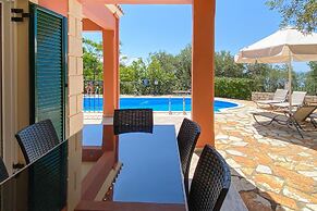 Villa Youla Large Private Pool Walk to Beach Sea Views A C Wifi Car No