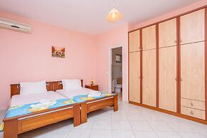 Villa Petros Large Private Pool Walk to Beach Sea Views A C Wifi Car N