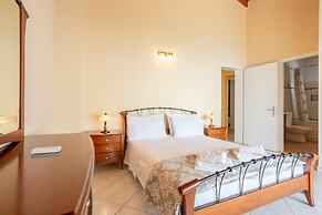 Villa Petros Large Private Pool Walk to Beach Sea Views A C Wifi Car N