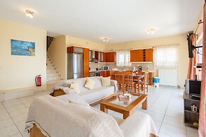 Villa Petros Large Private Pool Walk to Beach Sea Views A C Wifi Car N