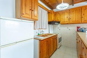Sofia Large Private Pool Walk to Beach Sea Views A C Wifi Car Not Requ