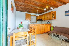 Sofia Large Private Pool Walk to Beach Sea Views A C Wifi Car Not Requ