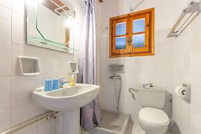 Sofia Large Private Pool Walk to Beach Sea Views A C Wifi Car Not Requ