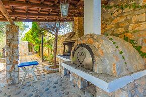 Villa Melina Private Pool Walk to Beach Sea Views A C Wifi Car Not Req