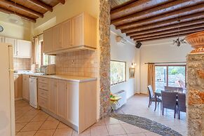 Villa Melina Private Pool Walk to Beach Sea Views A C Wifi Car Not Req