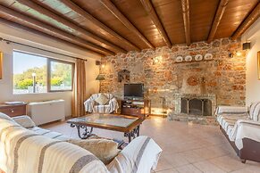 Villa Melina Private Pool Walk to Beach Sea Views A C Wifi Car Not Req