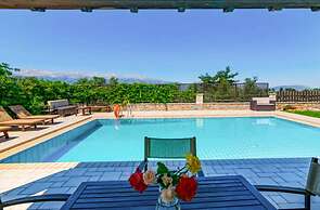 Villa Nikolas Large Private Pool A C Wifi - 1612