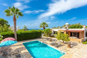 Villa Eleni Large Private Pool Walk to Beach Sea Views A C Wifi Car No