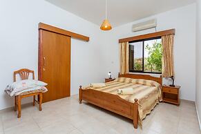 Villa Eleni Large Private Pool Walk to Beach Sea Views A C Wifi Car No