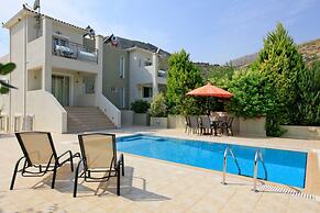 Villa Fedra Large Private Pool Walk to Beach A C Wifi Car Not Required