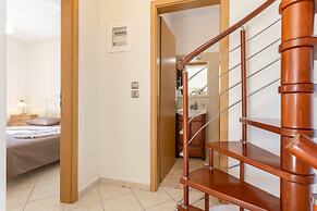 Villa Fedra Large Private Pool Walk to Beach A C Wifi Car Not Required