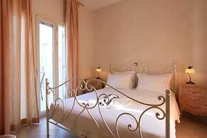 Villa Fedra Large Private Pool Walk to Beach A C Wifi Car Not Required