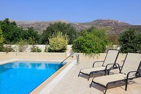 Villa Fedra Large Private Pool Walk to Beach A C Wifi Car Not Required