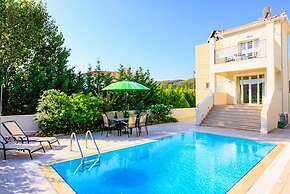 Villa Semeli Large Private Pool Walk to Beach Sea Views A C Wifi Car N