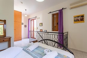 Villa Sevos Large Private Pool Sea Views A C Wifi Car Not Required - 1